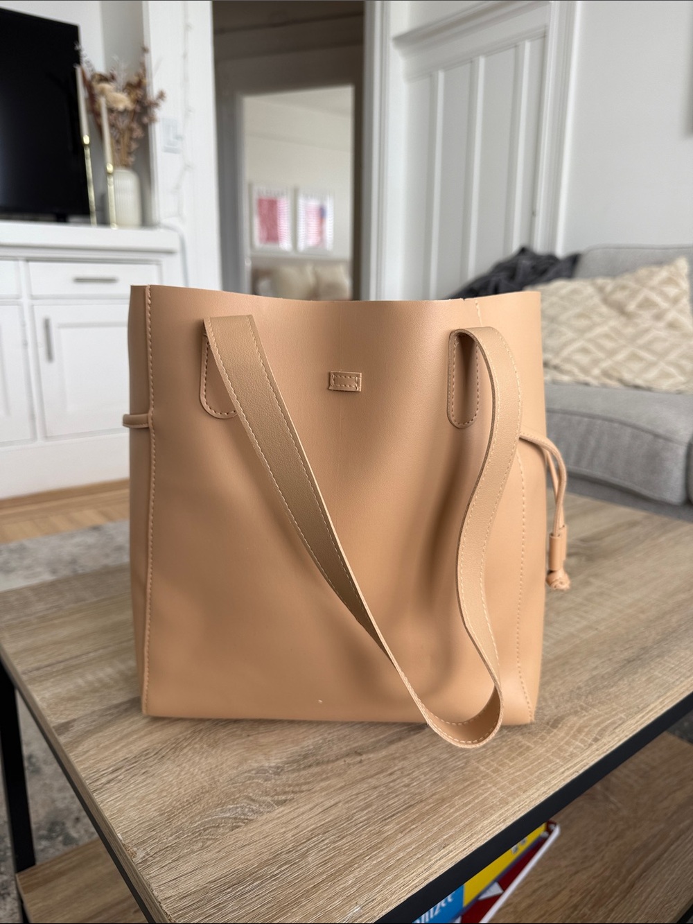 Pleather Tote nude